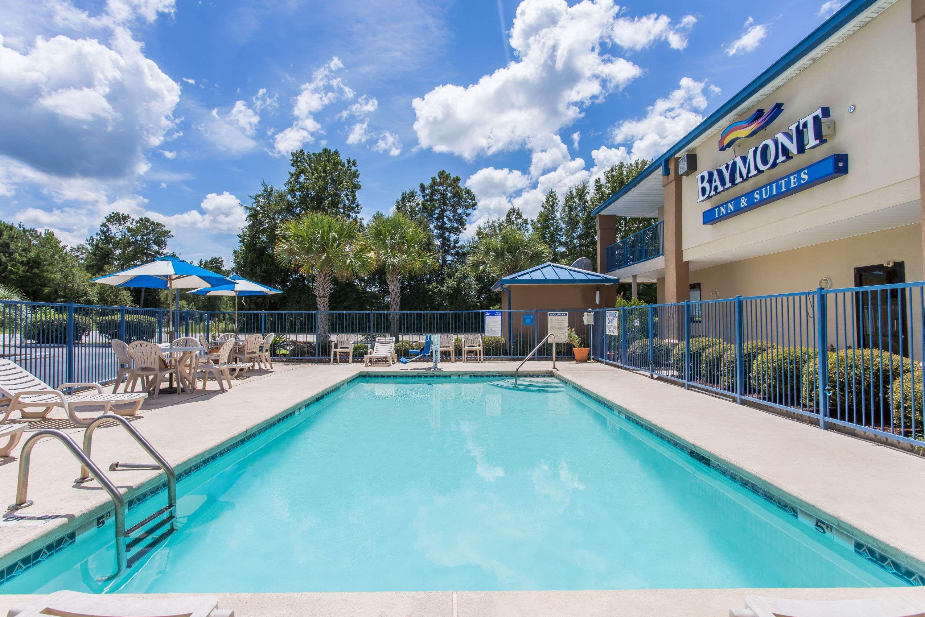 Baymont Inn & Suites Manning Esterno foto