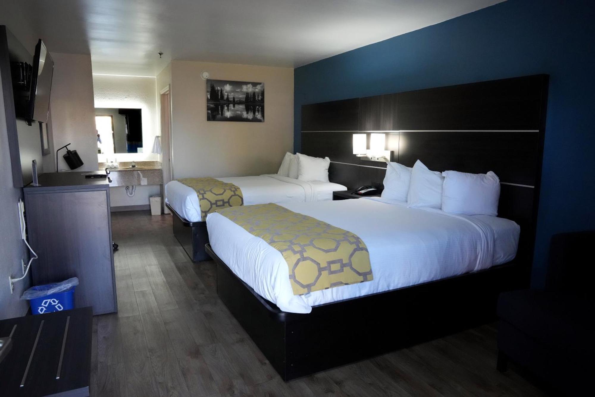Baymont Inn & Suites Manning Esterno foto