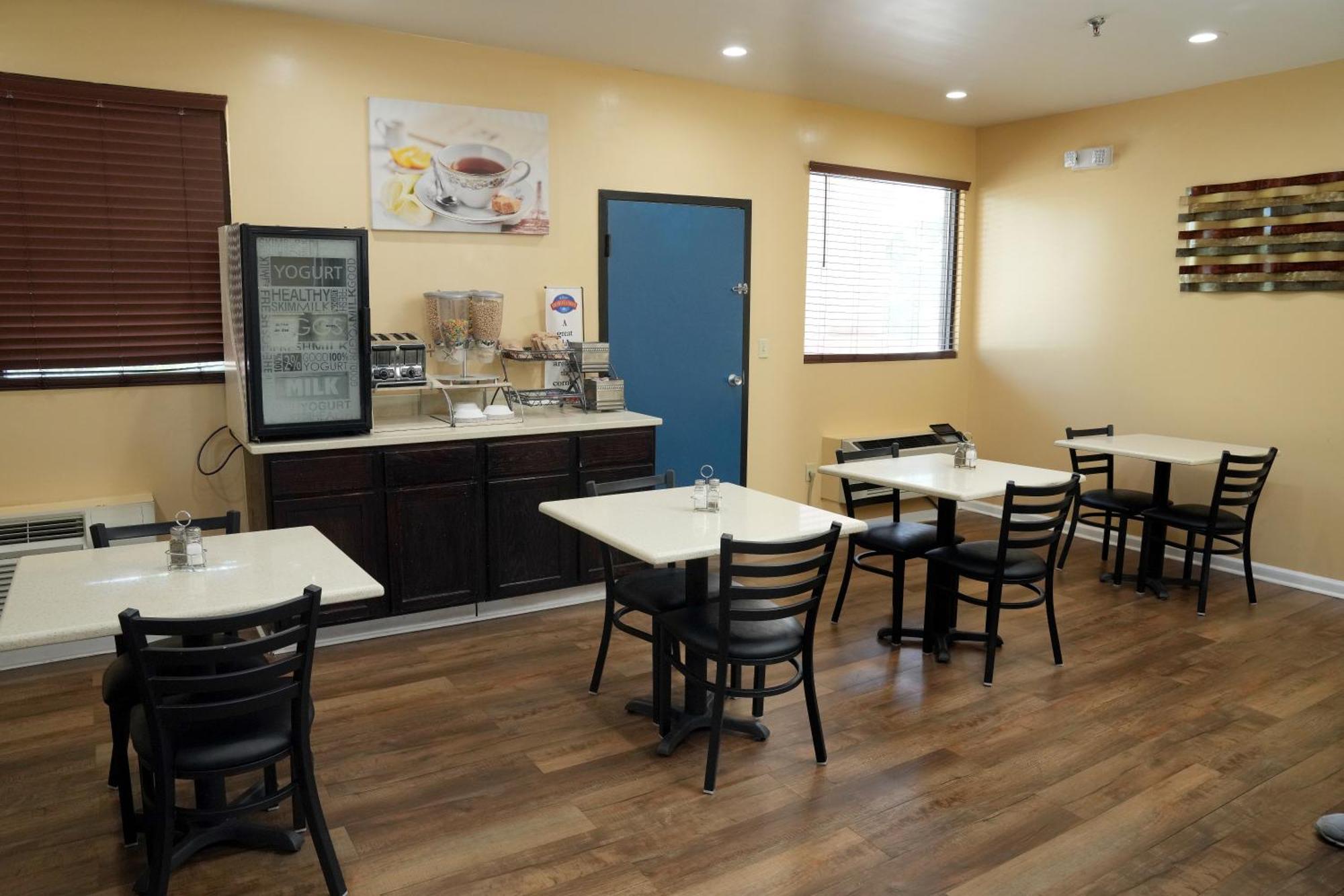Baymont Inn & Suites Manning Esterno foto