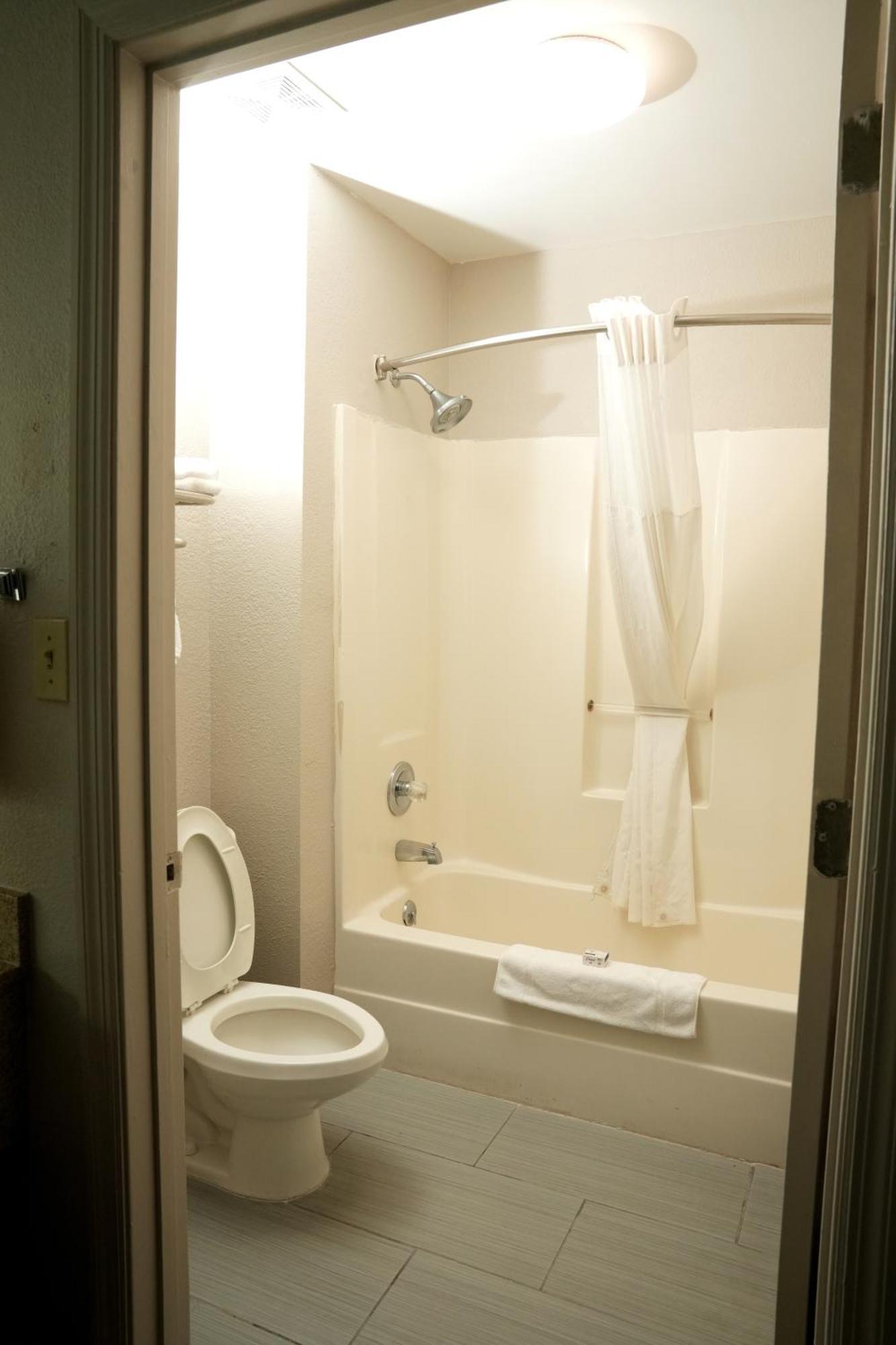 Baymont Inn & Suites Manning Esterno foto