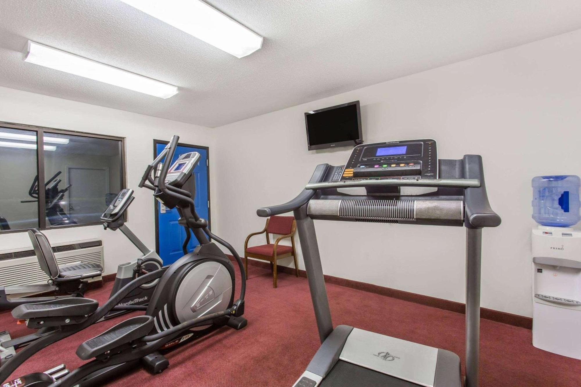 Baymont Inn & Suites Manning Esterno foto
